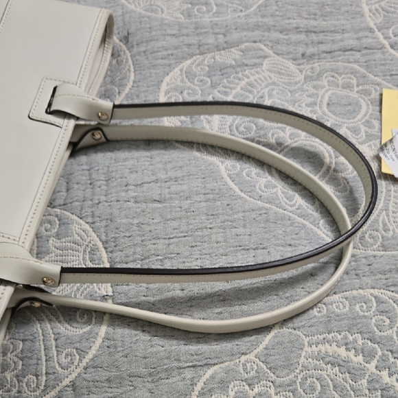 Dooney & Bourke Cream Tote with Classic Design - Picture 10 of 12